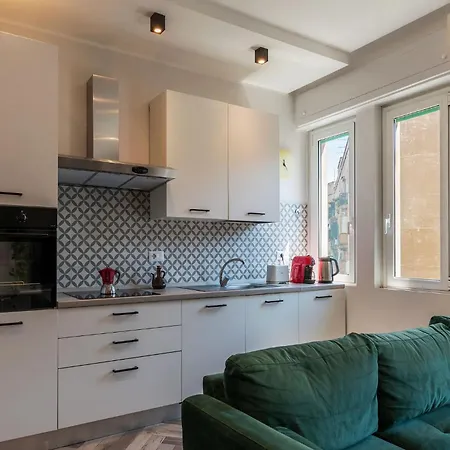 Guesthost - Colorful In Vintage-modern Style Roma