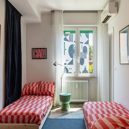 Guesthost - Colorful In Vintage-modern Style Roma